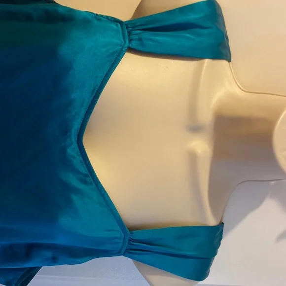 Jones New York - Beautiful Teal Camisole - Picture 3 of 5